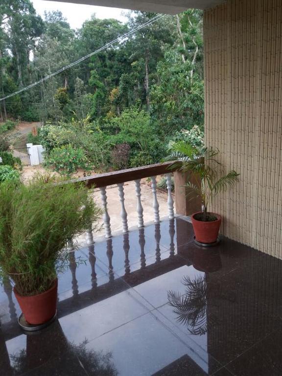 Hill Side Estate Apartment Madikeri Luaran gambar